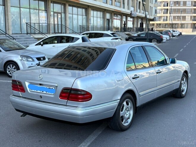 Mercedes E 230 1997, 335,000 km - 2.3 l - Sumqayıt