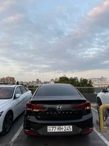 Hyundai Elantra 2019, 89,000 km - 2.0 l - Bakı
