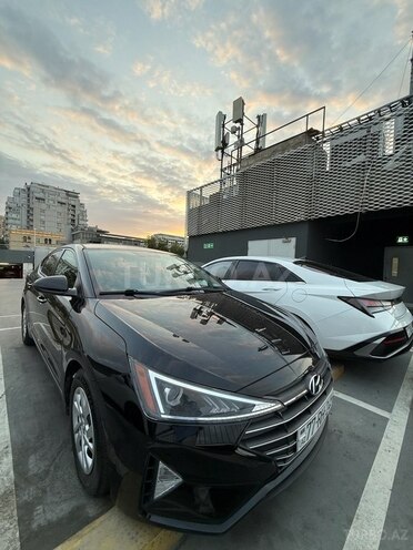 Hyundai Elantra 2019, 89,000 km - 2.0 l - Bakı
