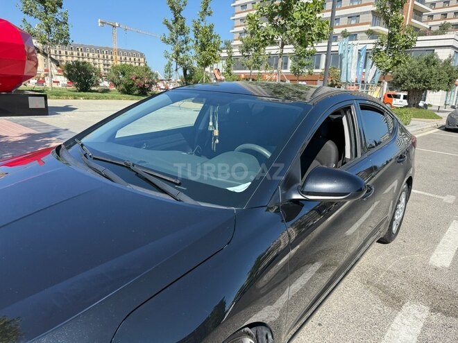 Hyundai Elantra 2019, 89,000 km - 2.0 l - Bakı