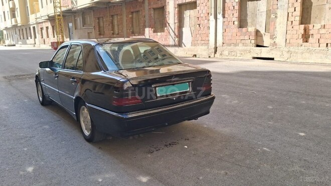 Mercedes C 230 2000, 301,257 km - 2.3 l - Bakı