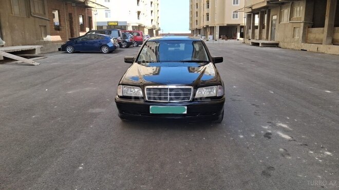 Mercedes C 230 2000, 301,257 km - 2.3 l - Bakı