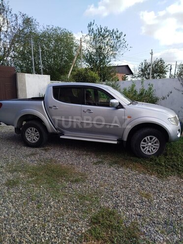 Mitsubishi L200 2008, 260,094 km - 2.5 l - Biləsuvar