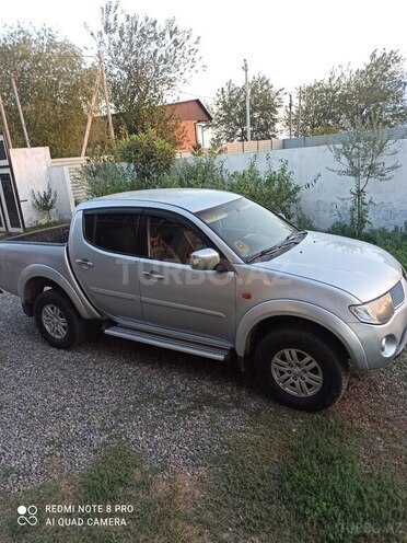 Mitsubishi L200 2008, 260,094 km - 2.5 l - Biləsuvar
