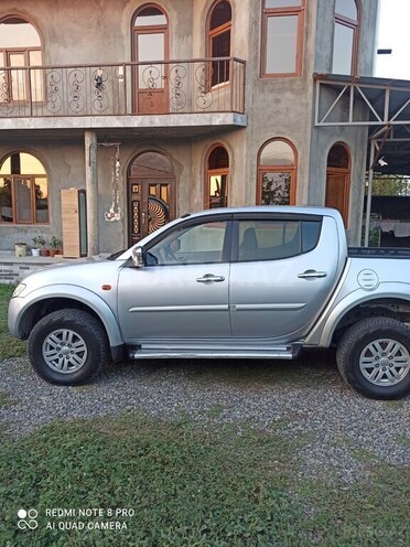 Mitsubishi L200 2008, 260,094 km - 2.5 l - Biləsuvar
