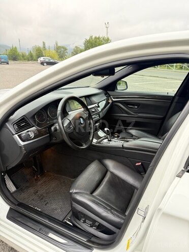 BMW 528 2012, 230,000 km - 2.0 l - Şəki