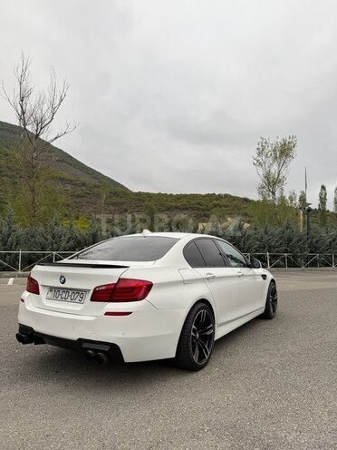 BMW 528 2012, 230,000 km - 2.0 l - Şəki