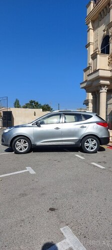 Hyundai ix35 2010, 204,000 km - 2.0 l - Bakı