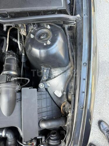 BMW 525 2001, 520,000 km - 2.5 l - Bakı