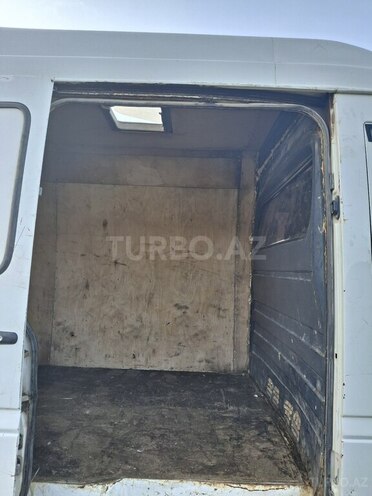 Mercedes Sprinter 208 1998, 652,234 km - 2.9 l - Göygöl