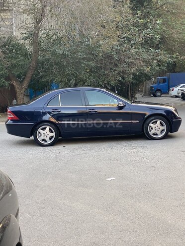 Mercedes C 200 2000, 215,440 km - 2.0 l - Bakı
