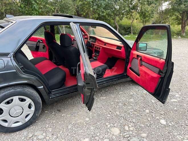 Mercedes 190 1991, 300,000 km - 2.0 l - Bakı