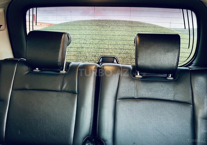 Toyota Land Cruiser Prado 2010, 180,000 km - 2.7 l - Bakı