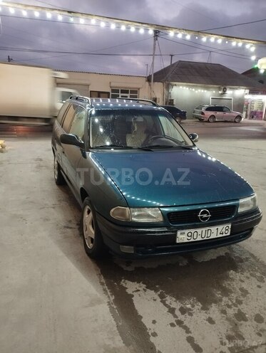 Opel Astra 1995, 500,000 km - 1.6 l - Bakı