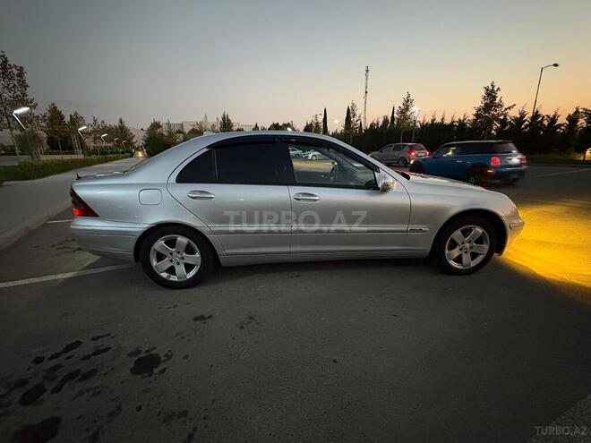 Mercedes C 220 2001, 358,500 km - 2.1 l - Bakı