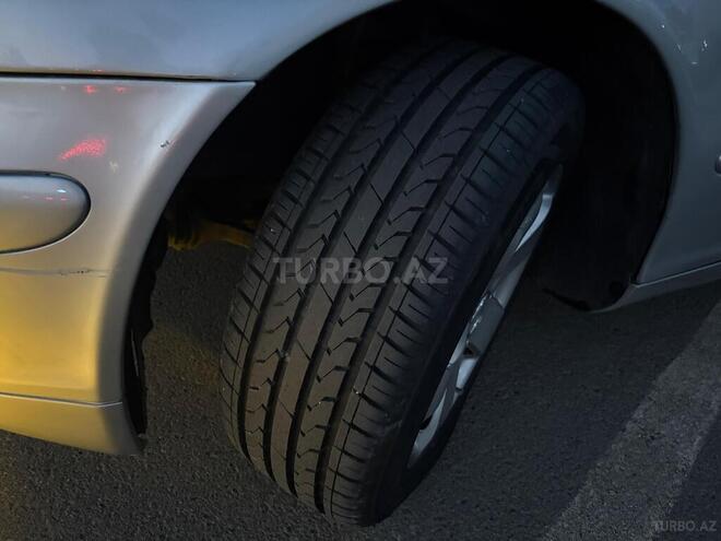 Mercedes C 220 2001, 358,500 km - 2.1 l - Bakı