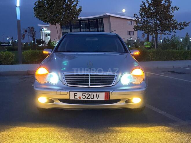 Mercedes C 220 2001, 358,500 km - 2.1 l - Bakı