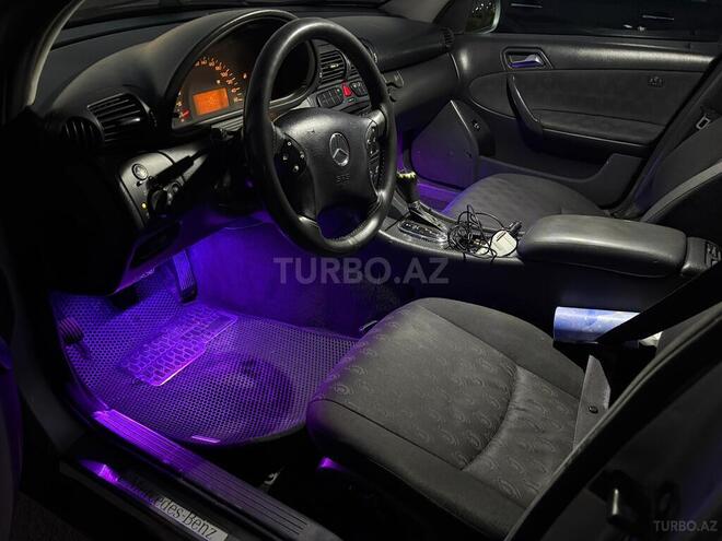 Mercedes C 220 2001, 358,500 km - 2.1 l - Bakı