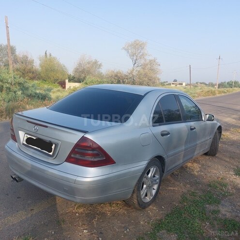 Mercedes C 220 2002, 150,000 km - 2.1 л - İmişli