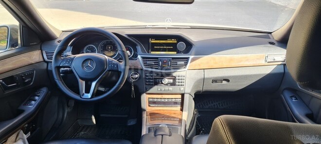 Mercedes E 350 4MATIC 2011, 240,000 km - 3.5 л - Bakı