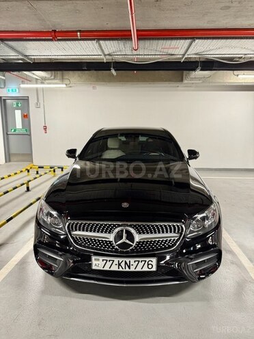 Mercedes E 300-1