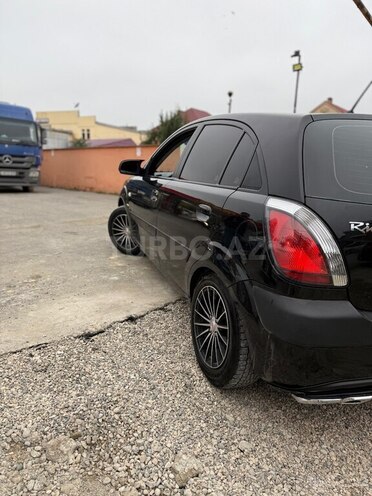 Kia Rio 2005, 200,000 km - 1.4 l - Qusar