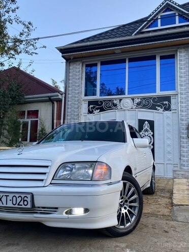 Mercedes C 240 1997, 449,573 km - 2.4 l - Gədəbəy