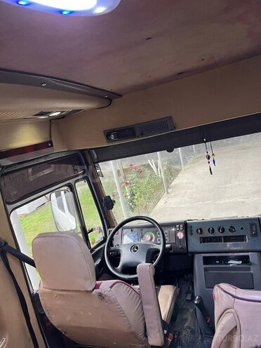 Mercedes Vario 2000, 256,782 km - 4.3 l - Şəki
