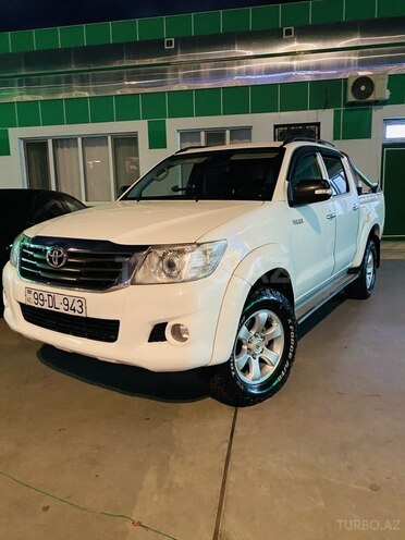 Toyota Hilux 2013, 298,500 km - 2.5 l - Sumqayıt