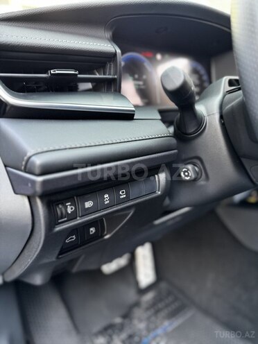 Toyota Camry 2025, 2,950 km - 2.0 l - Bakı