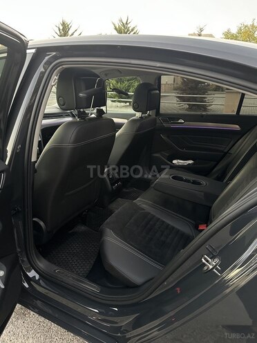 Volkswagen Passat 2021, 83,000 km - 1.4 l - Bakı
