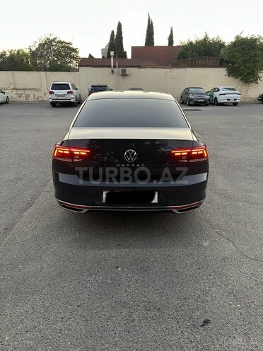 Volkswagen Passat 2021, 83,000 km - 1.4 l - Bakı