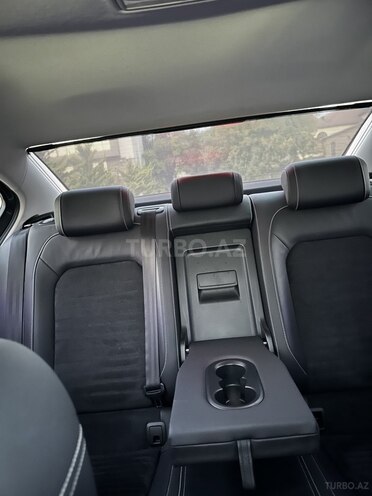 Volkswagen Passat 2021, 83,000 km - 1.4 l - Bakı