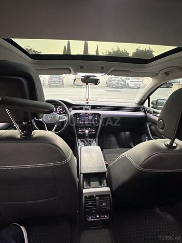 Volkswagen Passat 2021, 83,000 km - 1.4 l - Bakı