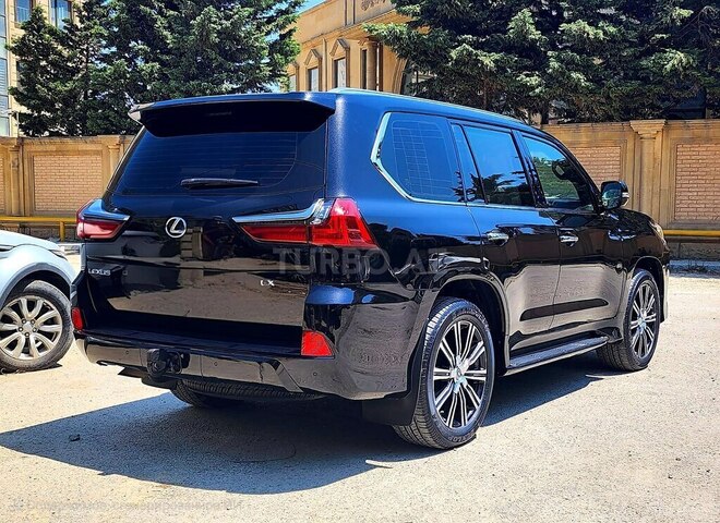 Lexus LX 450d 2018, 180,000 km - 4.5 л - Bakı
