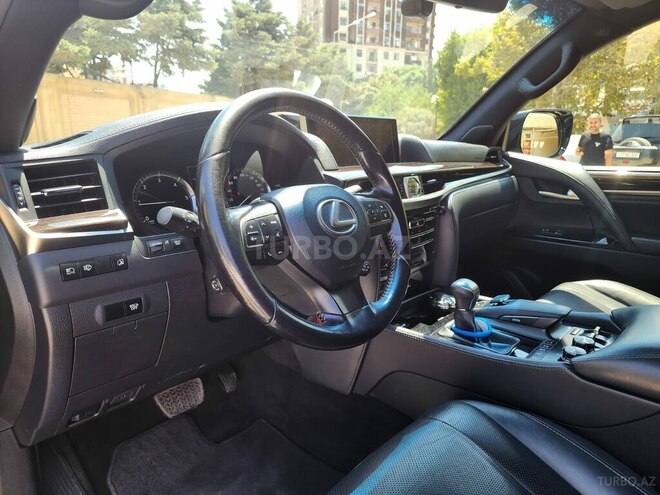 Lexus LX 450d 2018, 180,000 km - 4.5 л - Bakı