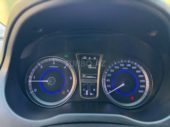 Hyundai Grandeur 2015, 250,000 km - 2.2 l - Bakı
