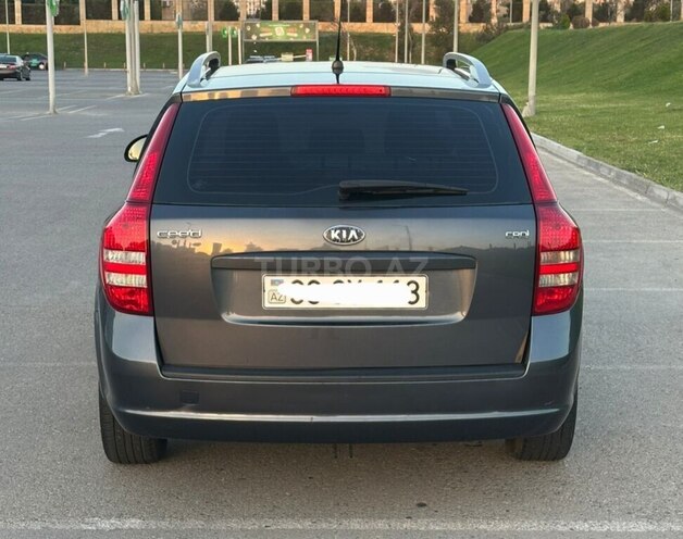 Kia  2009, 239,000 km - 1.6 l - Bakı