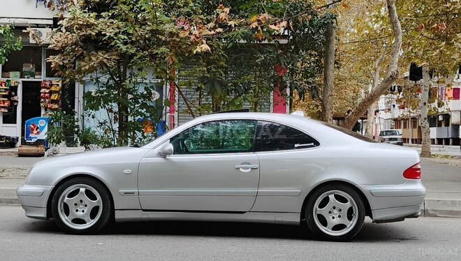 Mercedes  1998, 400,000 km - 2.3 l - Bakı