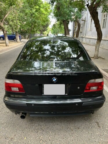 BMW 525 2001, 319,000 km - 2.5 l - Bakı