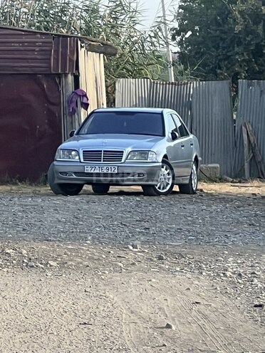 Mercedes C 200 2000, 30,000 km - 2.0 l - Ağcabədi