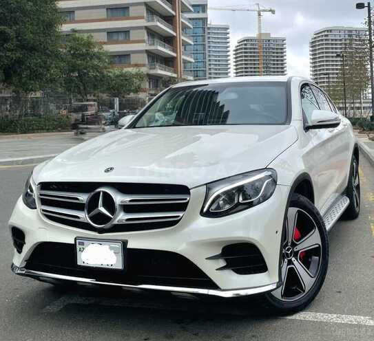 Mercedes GLC 300 4MATIC Coupe 2017, 121,000 km - 2.0 л - Bakı