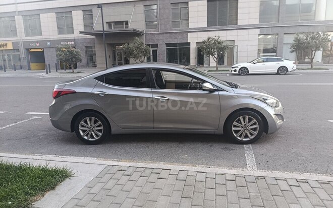 Hyundai Avante 2015, 157,000 km - 1.6 l - Bakı