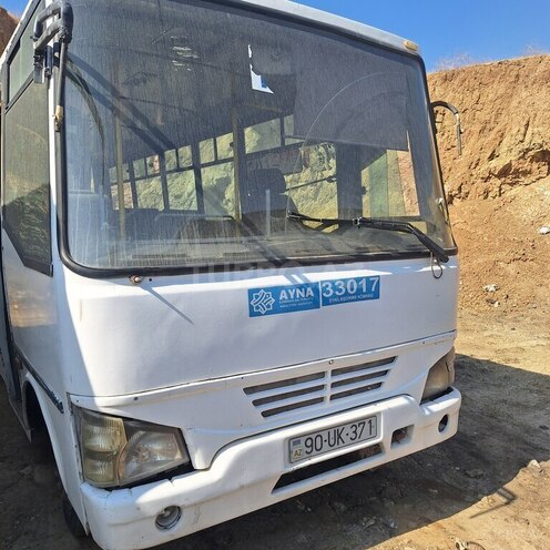 Isuzu NP 37 2008, 423,287 km - 4.4 l - Bakı