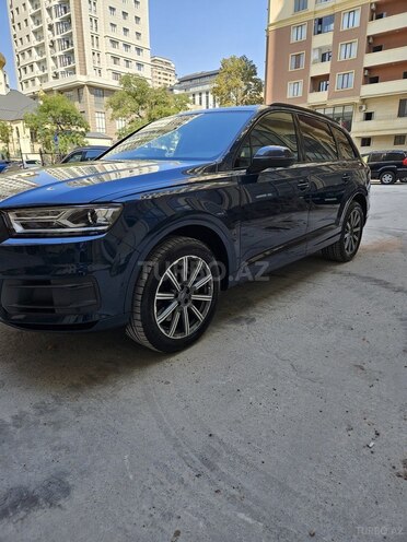 Audi Q7 2018, 180,000 km - 2.0 l - Bakı