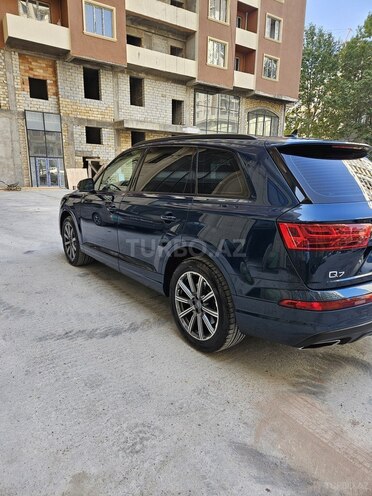 Audi Q7 2018, 180,000 km - 2.0 l - Bakı