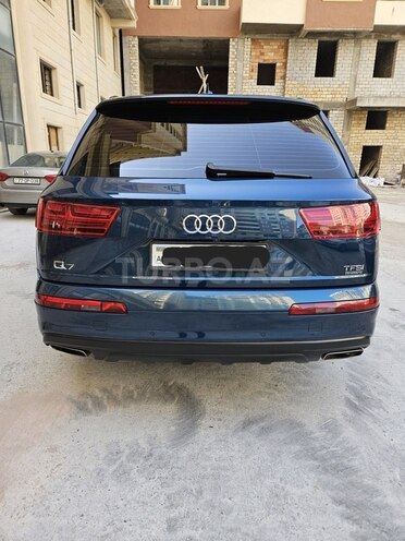 Audi Q7 2018, 180,000 km - 2.0 l - Bakı