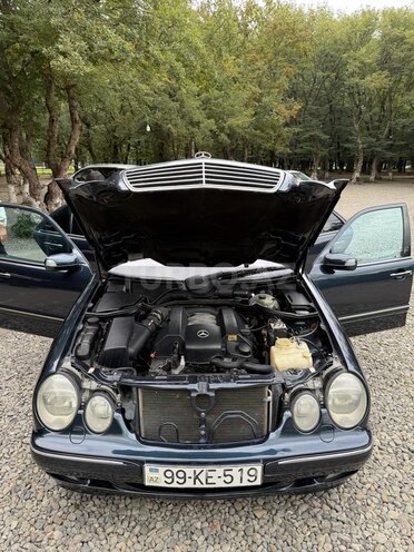Mercedes E 240 2000, 294,514 km - 2.4 л - Masallı