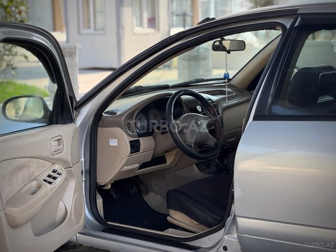 Nissan Sunny 2006, 370,000 km - 1.3 л - Bakı