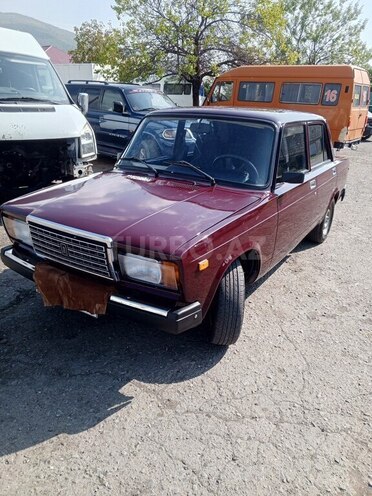 LADA (VAZ) 2107 2002, 136,000 km - 1.6 л - Şəki